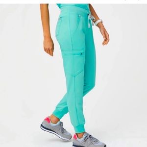 XS Figs Zamora Scrubs. Joggers. Never been worn. Tags attached.